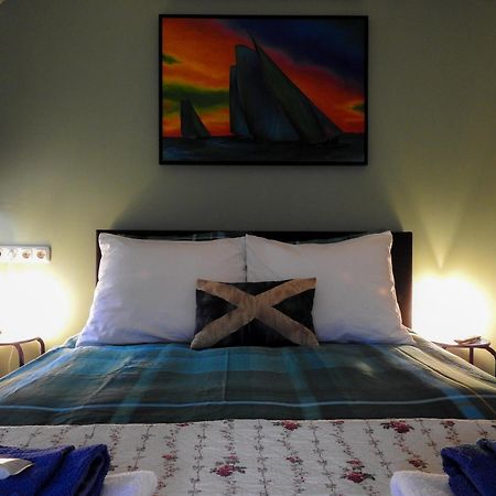The Wee White Hoose Bed and Breakfast Oosternijkerk Exteriör bild