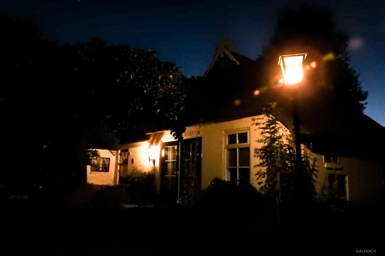 The Wee White Hoose Bed and Breakfast Oosternijkerk Exteriör bild