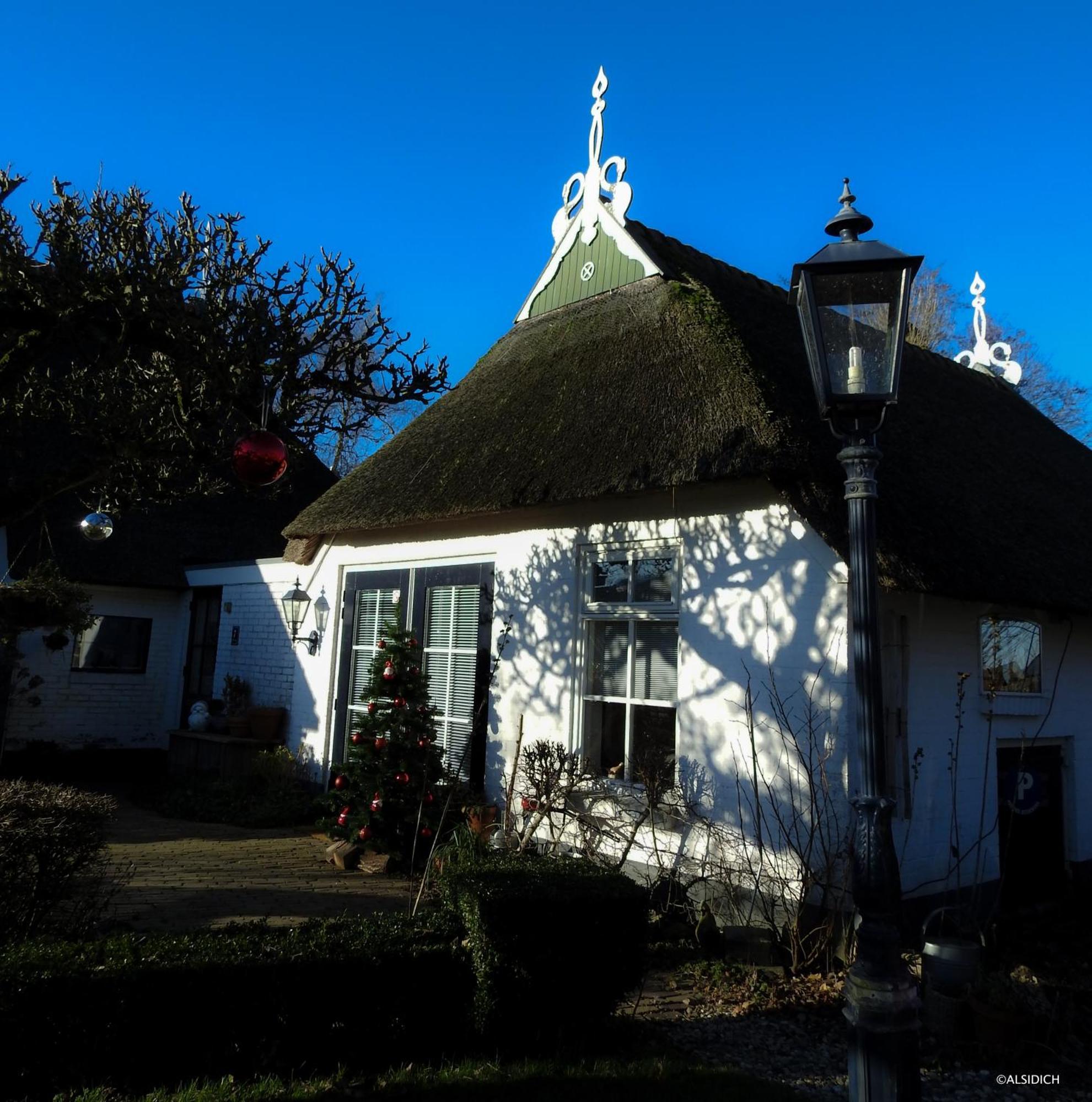 The Wee White Hoose Bed and Breakfast Oosternijkerk Exteriör bild